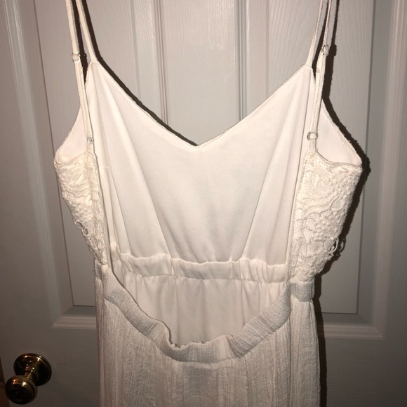 White backless maxi dress - Picture 5 of 5